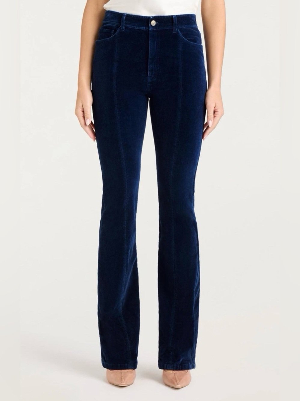 NWT Cinq à Sept Shailene Velvet Denim Flare Jeans in Annecy - Size 8)